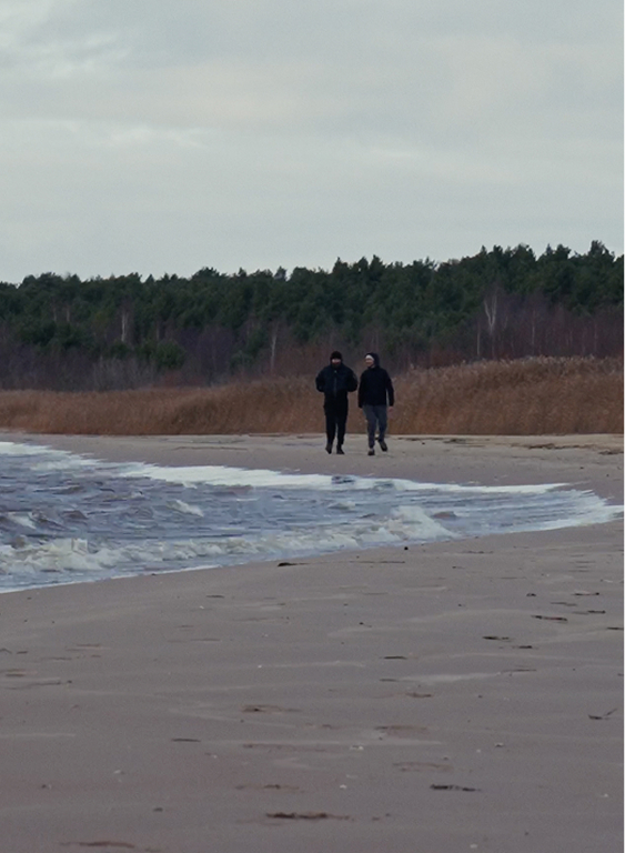 contacts-video-mobile